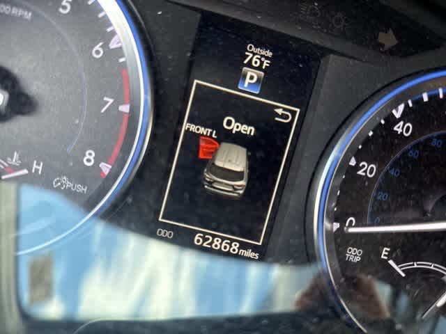 Thumbnail: 2015 Toyota Highlander - 10