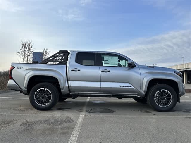 Thumbnail: 2025 Toyota Tacoma - 3