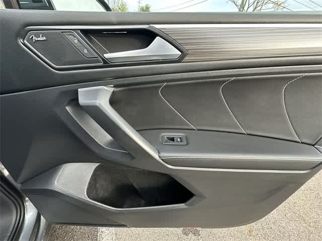 Thumbnail: 2022 Volkswagen Tiguan - 23