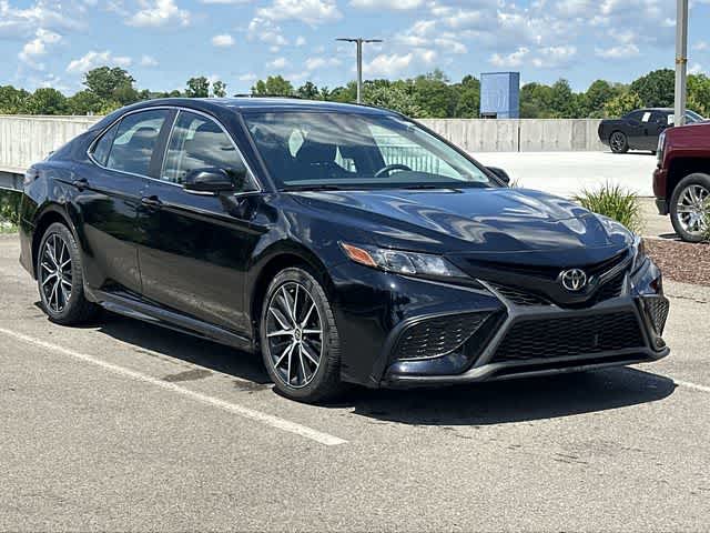 Thumbnail: 2021 Toyota Camry - 21