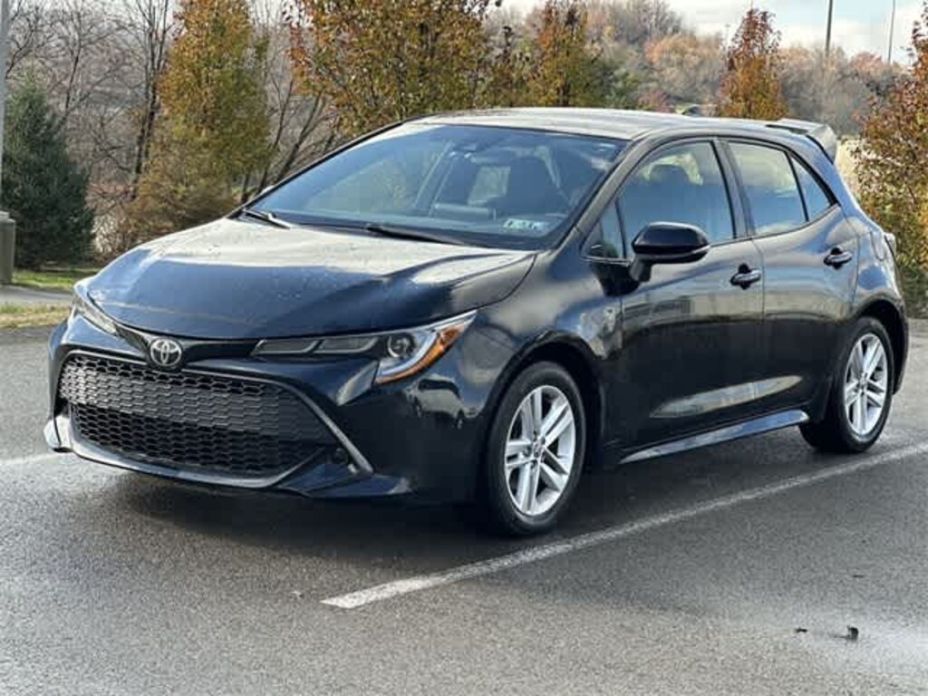 Used 2019 Toyota Corolla Hatchback SE Hatchback