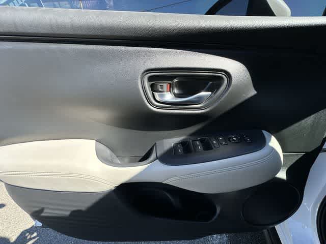 Thumbnail: 2025 Honda HR-V - 15