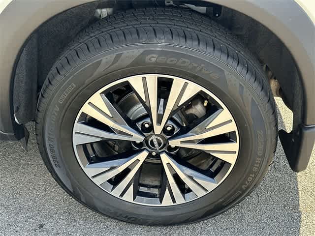 Thumbnail: 2022 Nissan Rogue - 5