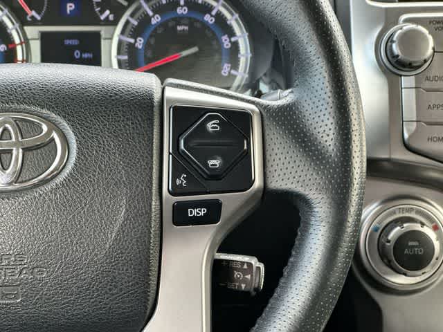 Thumbnail: 2019 Toyota 4Runner - 10