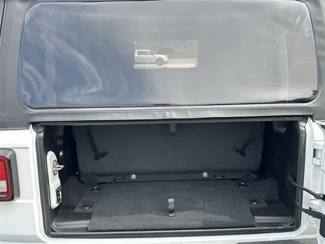 Thumbnail: 2022 Jeep Wrangler - 24