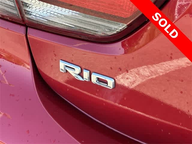 Thumbnail: 2019 Kia Rio - 16