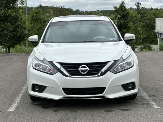 Thumbnail: 2016 Nissan Altima - 31