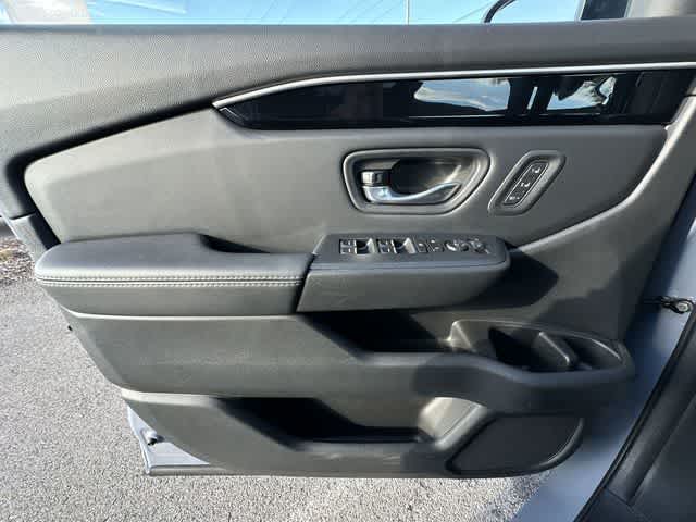 Thumbnail: 2023 Honda Pilot - 19