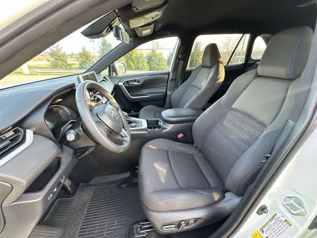 Thumbnail: 2023 Toyota RAV4 - 16