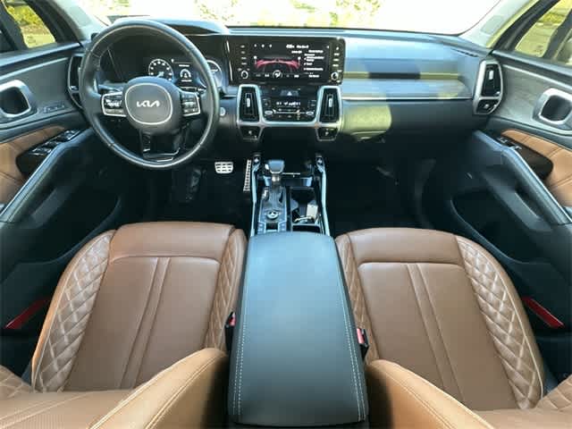 Thumbnail: 2022 Kia Sorento - 22