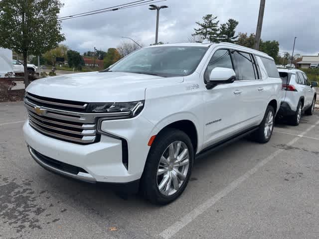 Thumbnail: 2023 Chevrolet Suburban - 4