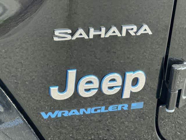 Thumbnail: 2023 Jeep Wrangler - 18