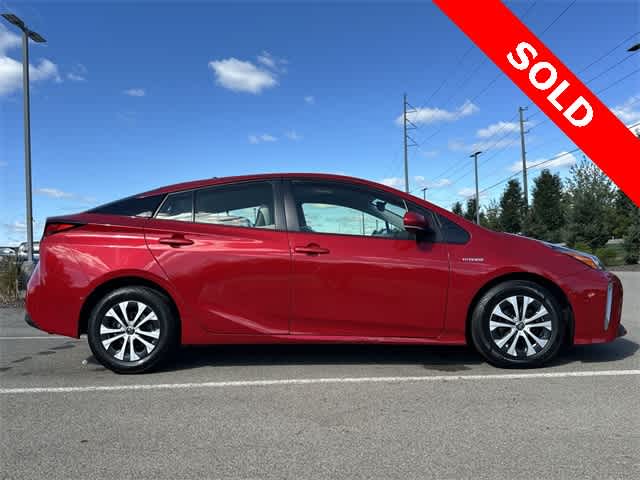 Thumbnail: 2022 Toyota Prius - 3