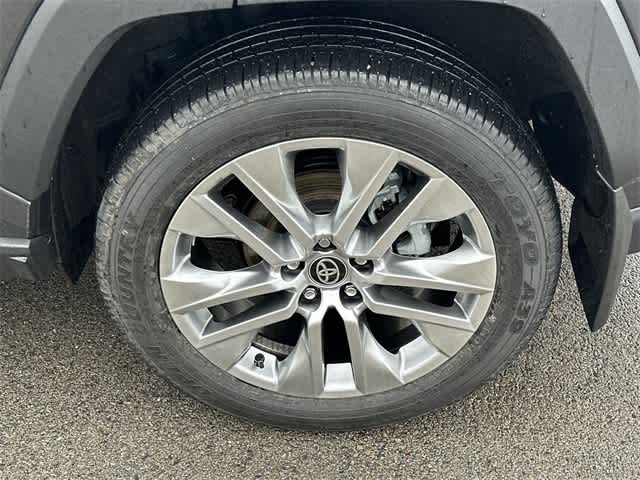 Thumbnail: 2024 Toyota RAV4 - 5