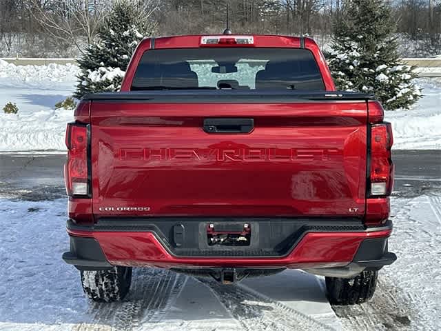 Thumbnail: 2023 Chevrolet Colorado - 4