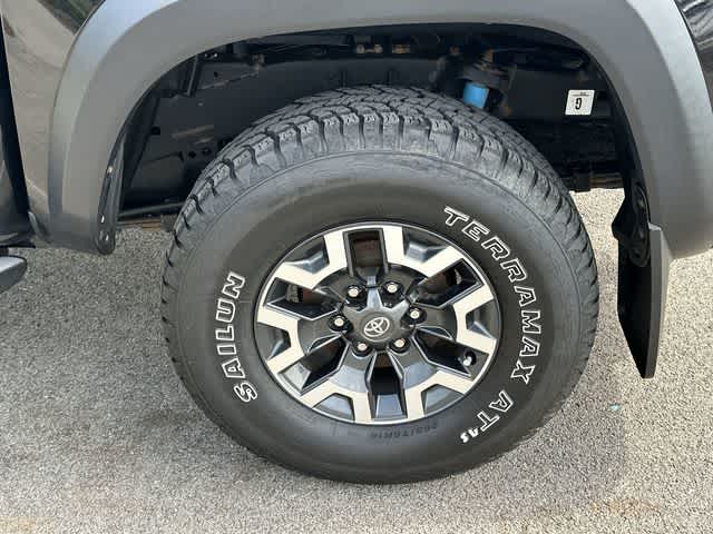 Thumbnail: 2022 Toyota Tacoma - 5