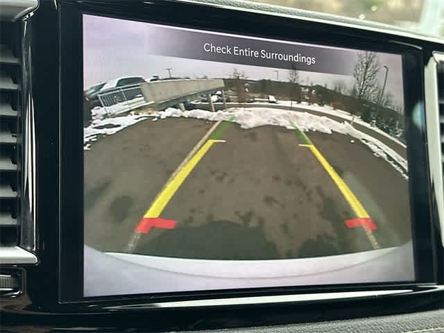 Thumbnail: 2021 Chrysler Pacifica - 15