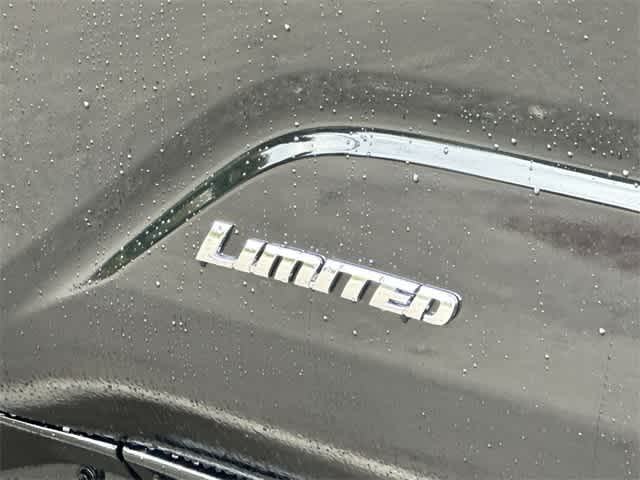 Thumbnail: 2025 Toyota Tacoma - 25