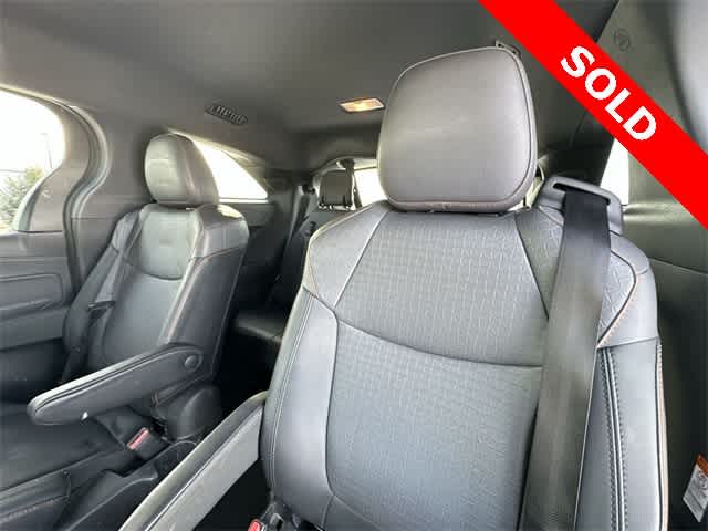 Thumbnail: 2022 Toyota Sienna - 18