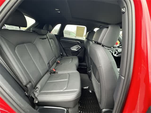 Thumbnail: 2022 Audi Q3 - 24