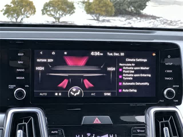 Thumbnail: 2023 Kia Sorento - 15