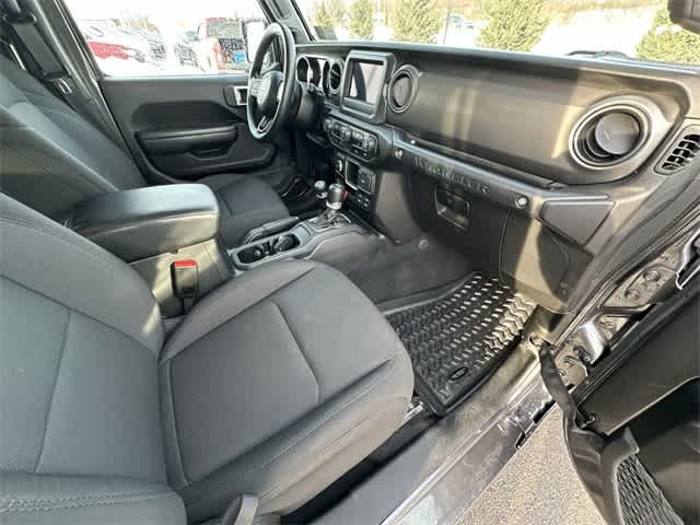 Thumbnail: 2023 Jeep Wrangler - 21