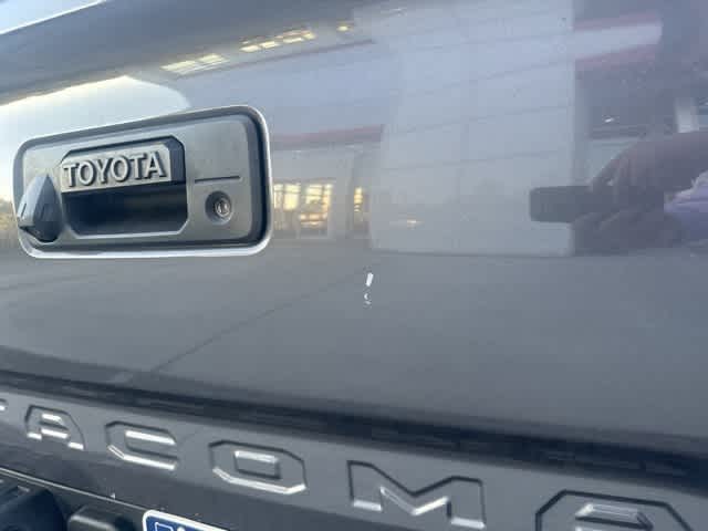 Thumbnail: 2023 Toyota Tacoma - 7
