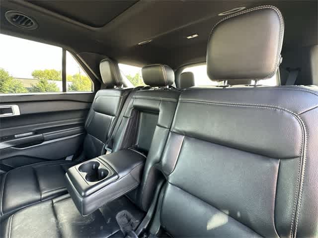 Thumbnail: 2020 Ford Explorer - 16