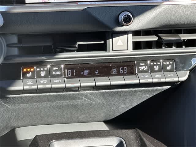 Thumbnail: 2025 Toyota Crown - 13