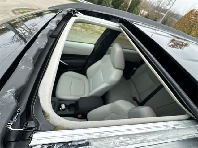 Thumbnail: 2026 Toyota Corolla Cross - 6