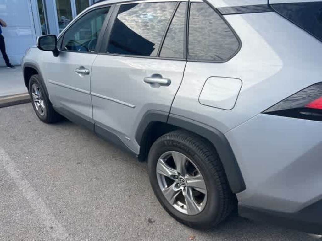 Used 2022 Toyota RAV4 Hybrid XLE SUV