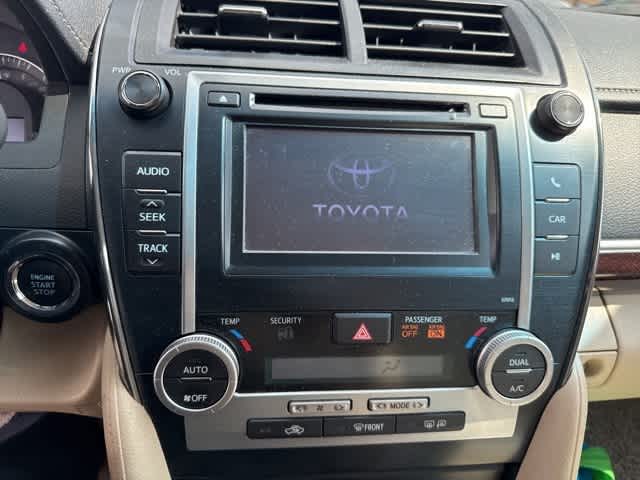 Thumbnail: 2012 Toyota Camry - 9