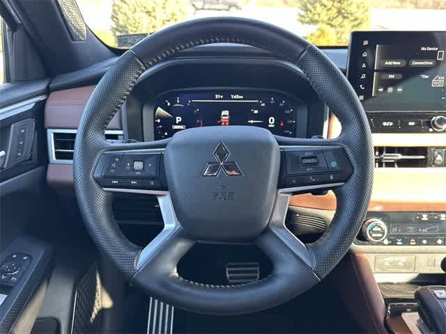 Thumbnail: 2025 Mitsubishi Outlander - 8