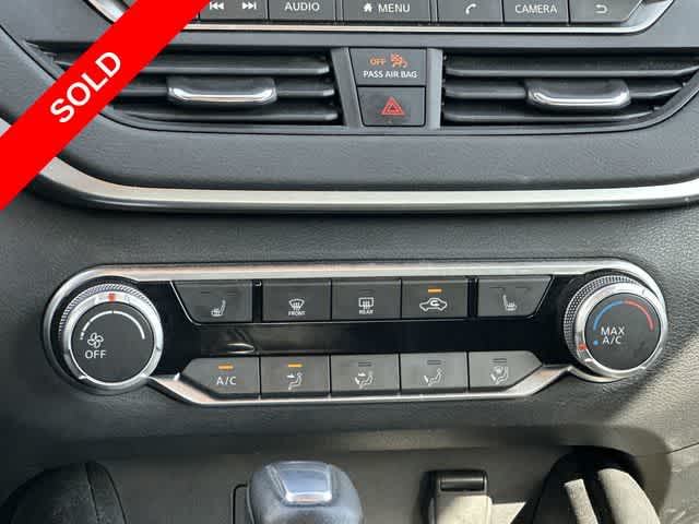 Thumbnail: 2021 Nissan Altima - 14