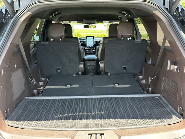 Thumbnail: 2023 Ford Explorer - 27