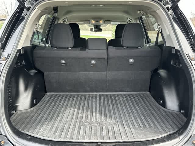 Thumbnail: 2018 Toyota RAV4 - 20