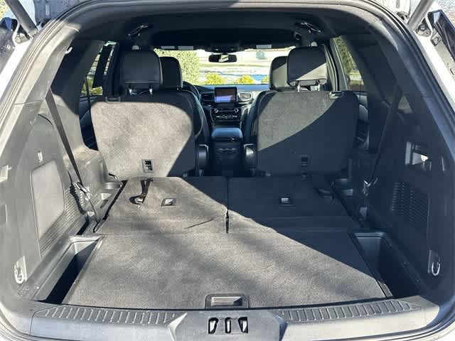 Thumbnail: 2024 Ford Explorer - 28