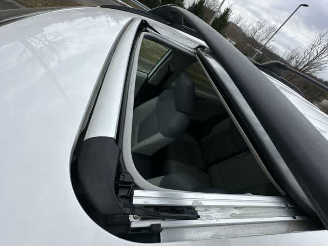 Thumbnail: 2019 Toyota RAV4 - 6