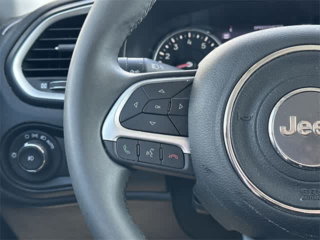 Thumbnail: 2021 Jeep Renegade - 8