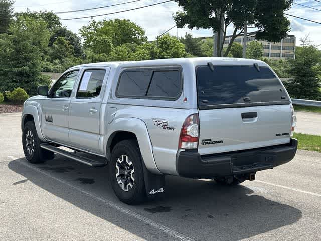 Thumbnail: 2010 Toyota Tacoma - 21