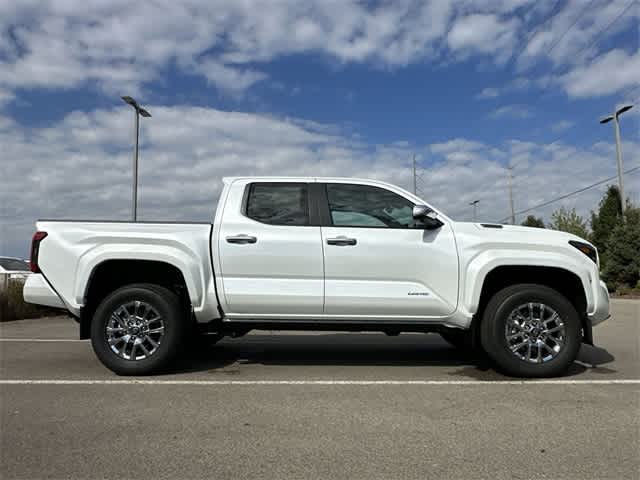 Thumbnail: 2025 Toyota Tacoma - 3