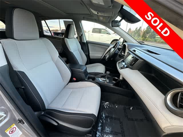 Thumbnail: 2018 Toyota RAV4 - 23