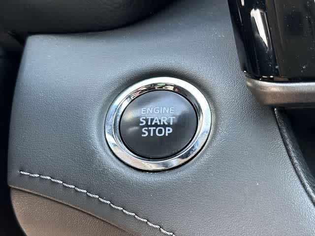 Thumbnail: 2023 Toyota Highlander - 11