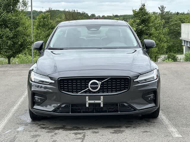 Thumbnail: 2024 Volvo S60 - 22