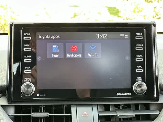 Thumbnail: 2022 Toyota RAV4 - 13