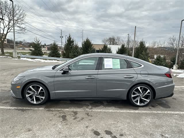 Thumbnail: 2022 Hyundai Sonata - 2