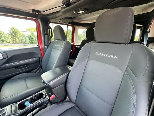 Thumbnail: 2018 Jeep Wrangler - 17