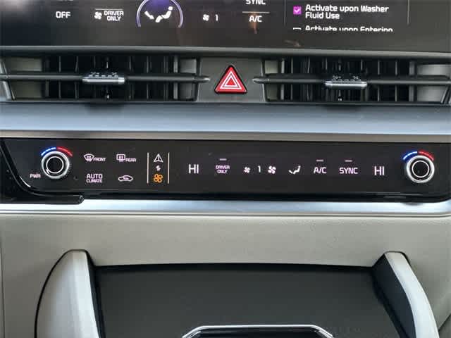 Thumbnail: 2023 Kia Sportage - 16