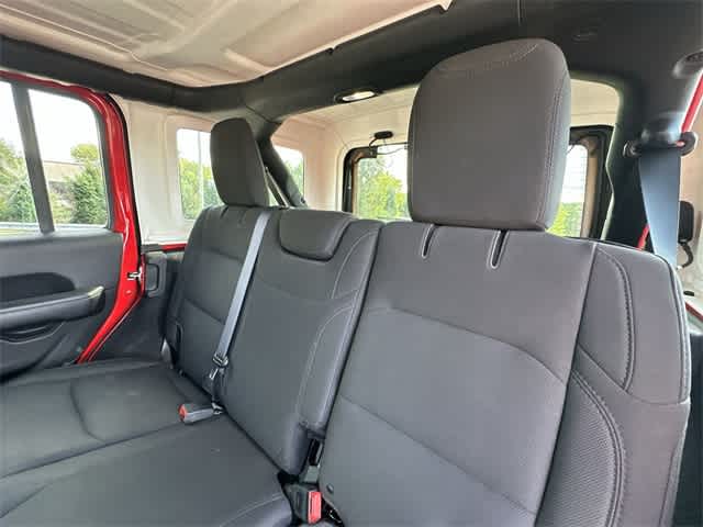 Thumbnail: 2018 Jeep Wrangler - 18