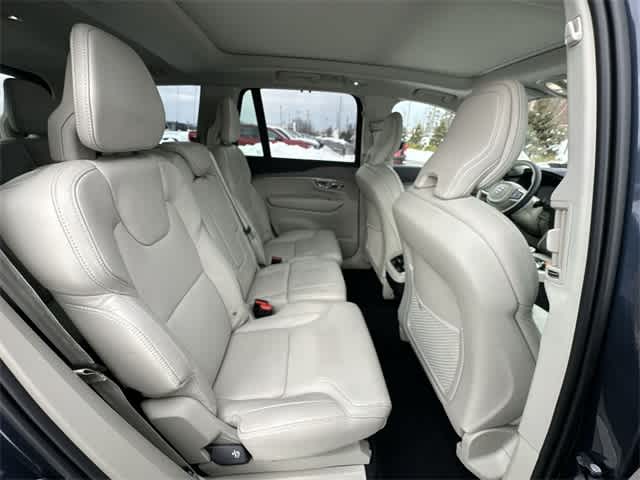 Thumbnail: 2025 Volvo XC90 - 25